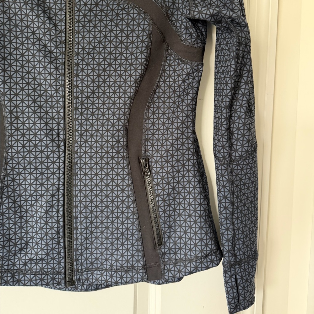Lululemon Patterned Define Jacket - image 2